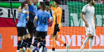 0-3. Un Doblete de Cavani lidera la goleada de Uruguay sobre México en Arizona